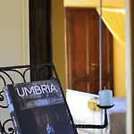 Apartment Gattamelata, Historic Flat With Modern Comforts Migliano
