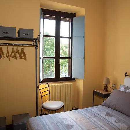 Gattamelata, Historic Flat With Modern Comforts *