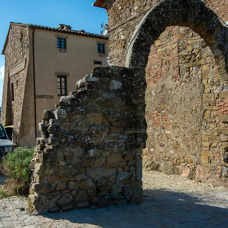 Gattamelata, Historic Flat With Modern Comforts *