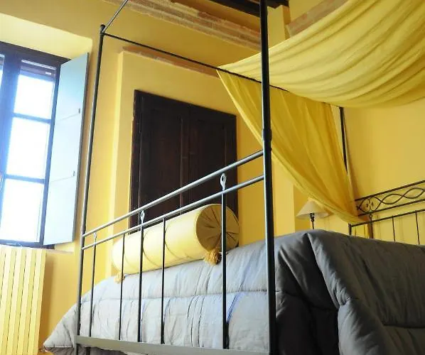 Gattamelata, Historic Flat With Modern Comforts *