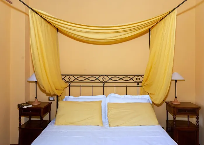 Gattamelata, Historic Flat With Modern Comforts Apartamento Migliano