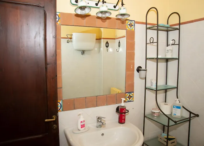 Gattamelata, Historic Flat With Modern Comforts * Migliano